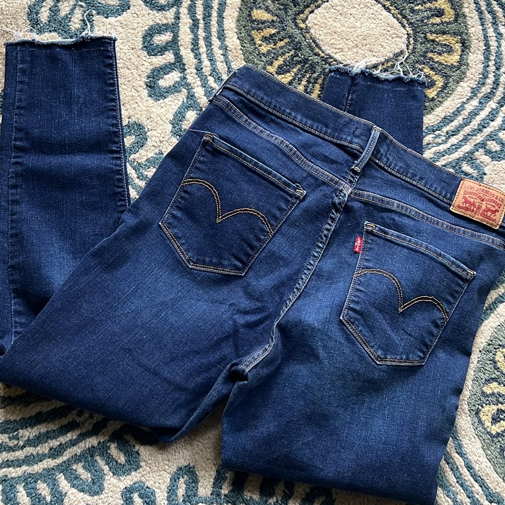 Levi’s High Rise Super Skinny Jeans - Picture 4 of 7